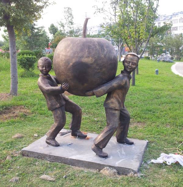 太湖(hú)縣人(rén)口文(wén)化(huà)園雕塑