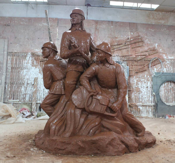 池州消防隊泥塑